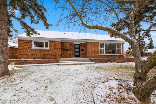 9 Elizabeth AVE, Kingston, ON K7M 3G9