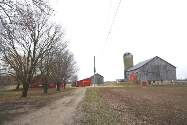 5324 Hwy 9 HWY, Minto, ON N0G 1M0