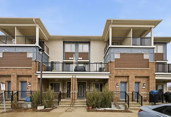 106 Lapland Private, Kanata, ON K2S 1B6