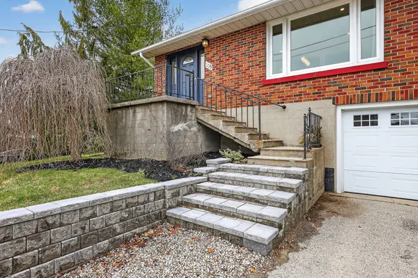 105 King ST E, Ingersoll, ON N5C 1G8