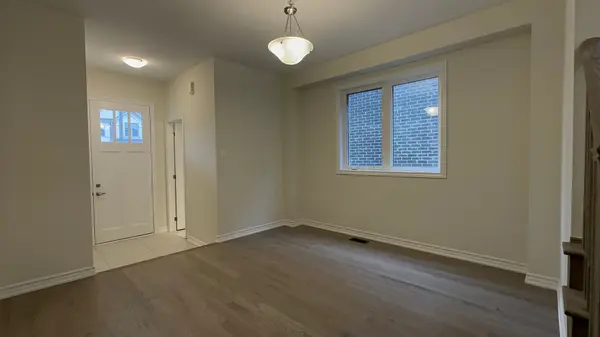 10 Molnar CRES, Brant, ON N3T 0X3