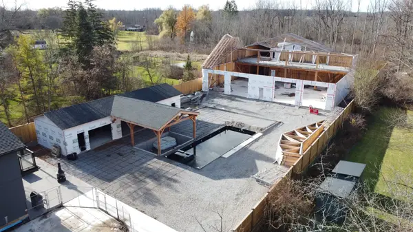 9785 Niagara River Pkwy, Niagara Falls, ON L2E 6S6