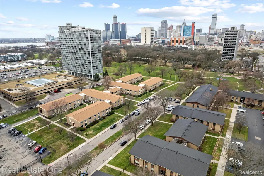 1550 Cherboneau Place #110, Detroit, MI 48207