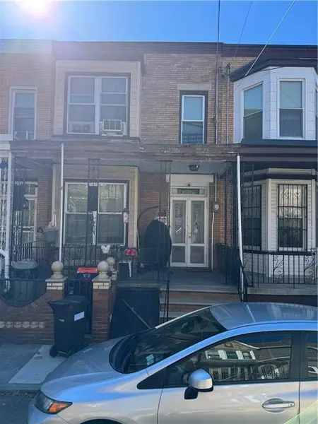 4032 Hubbard PL, Brooklyn, NY 11210