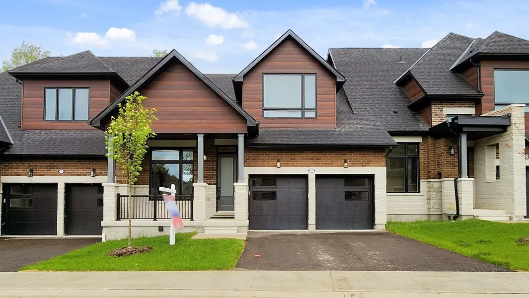 3 Lois Torrance TRL, Uxbridge, ON L9P 0R9