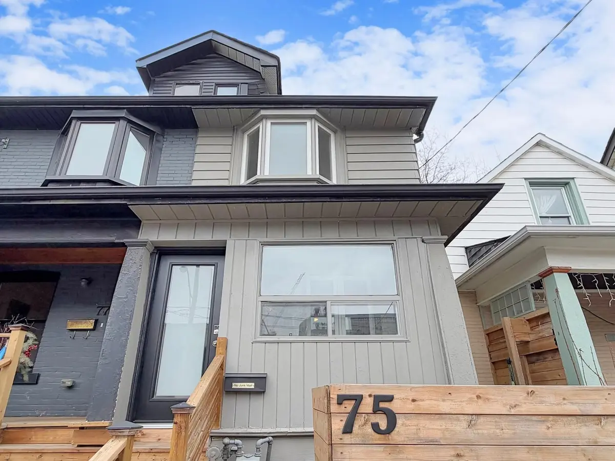 75 Laing ST, Toronto E01, ON M4L 2N4