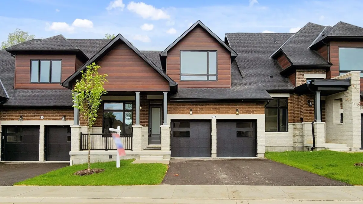 3 Lois Torrance TRL, Uxbridge, ON L9P 0R9