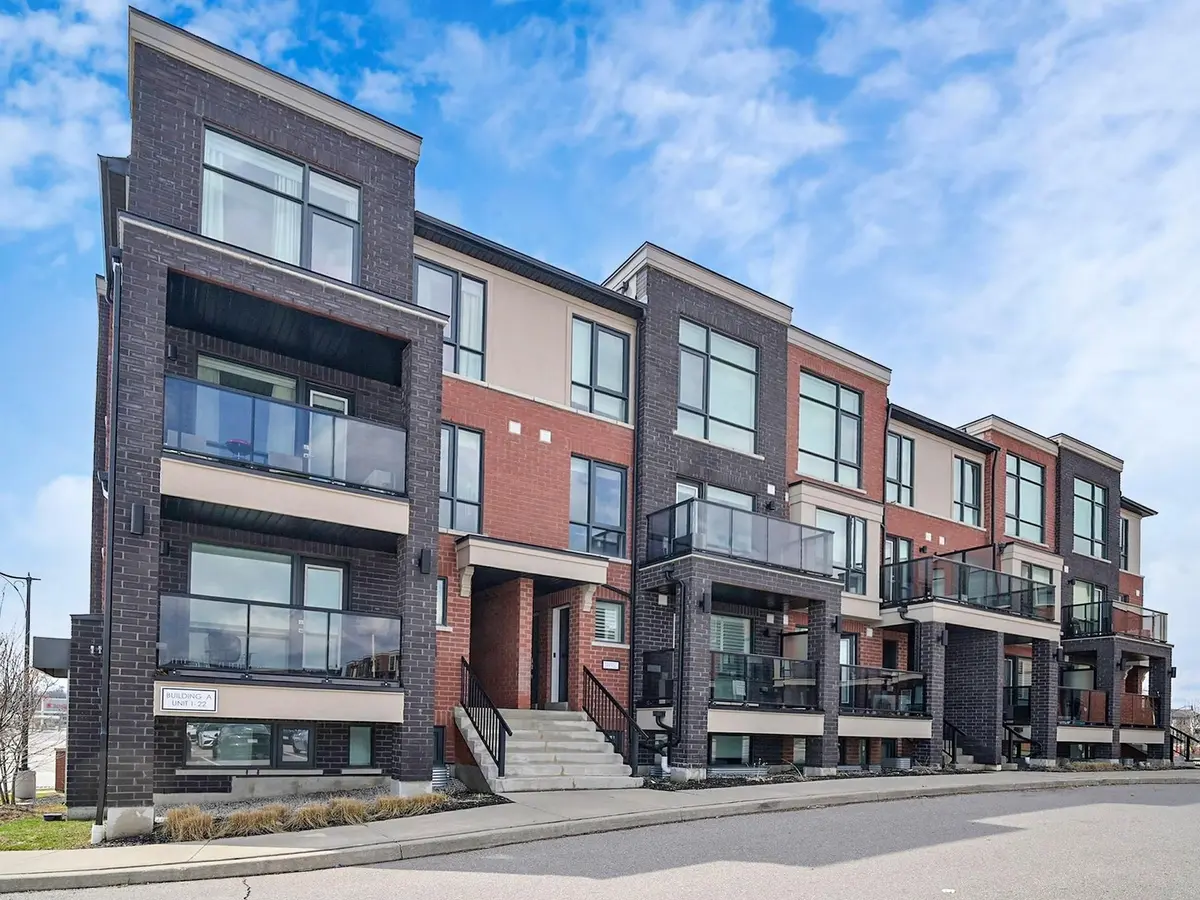 100 Dufay RD #12, Brampton, ON L7A 4S3