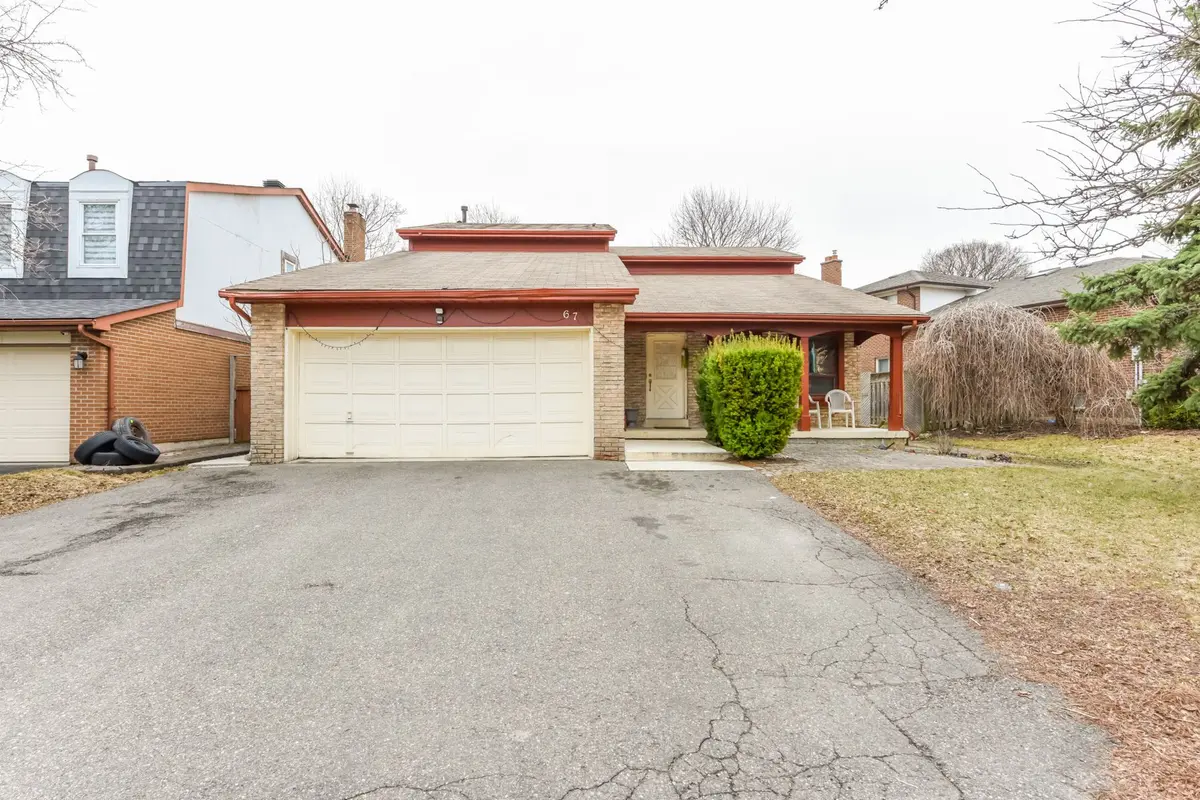 67 Massey ST, Brampton, ON L6S 3A3