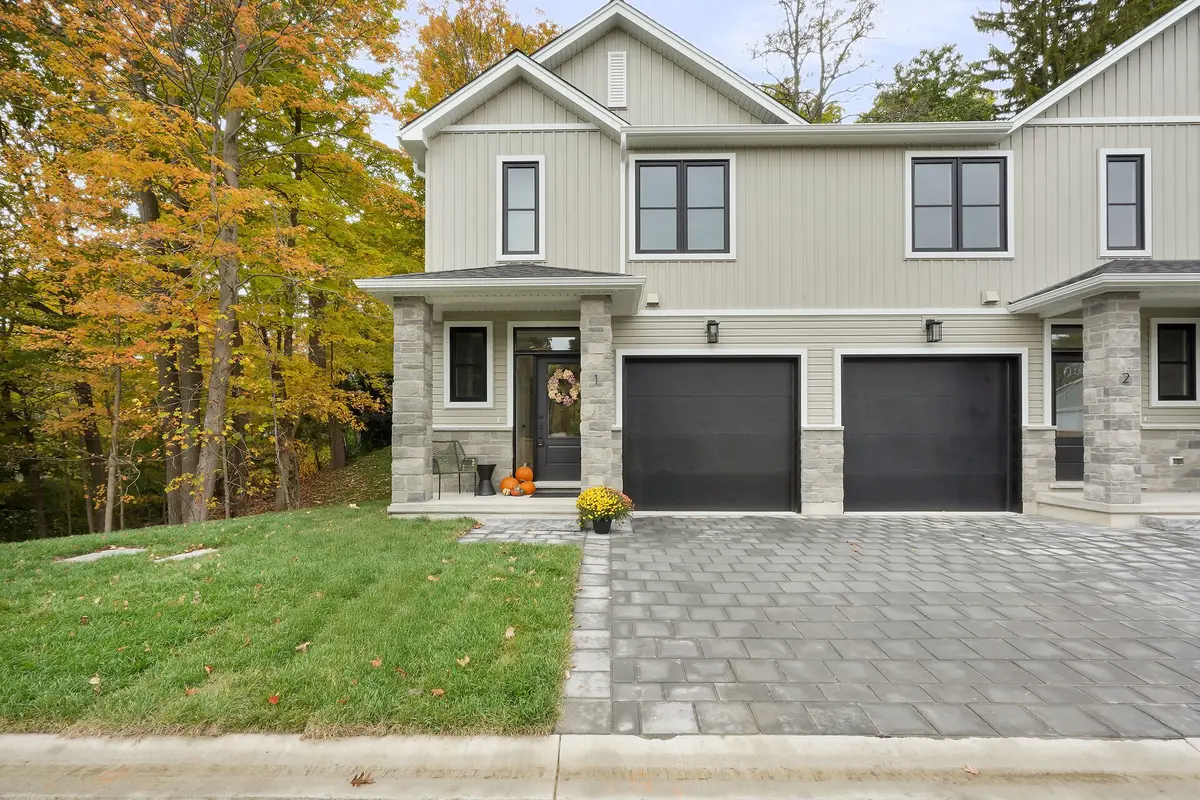 279 HILL ST #9, Central Elgin, ON N5L 0C4