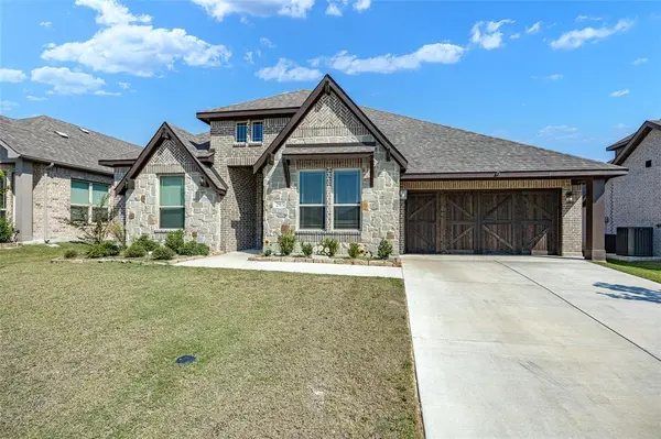 293 Resting Place Road, Waxahachie, TX 75165
