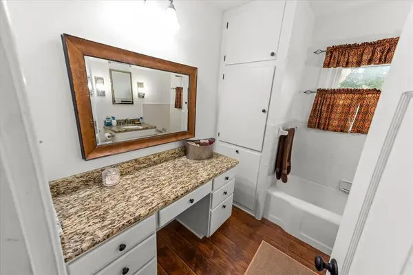 502 Bellevue Drive, Cleburne, TX 76033