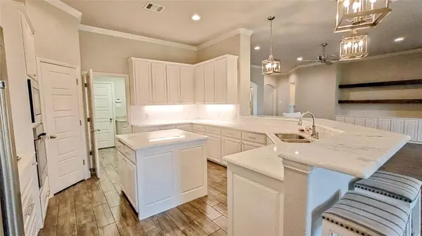 1124 Rocky Springs Trail, Fort Worth, TX 76052