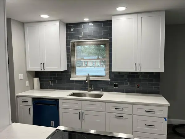 5241 Fm 2495, Athens, TX 75752