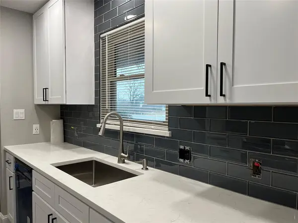 5241 Fm 2495, Athens, TX 75752