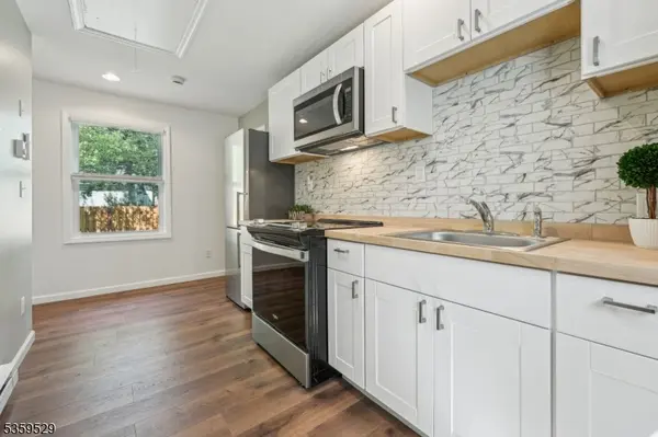 57 Riverlawn Dr, Wayne Twp., NJ 07470