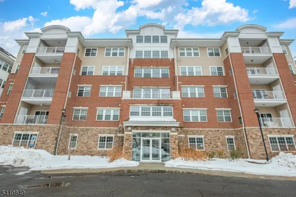 10323 Warrens Way, Wanaque Boro, NJ 07465