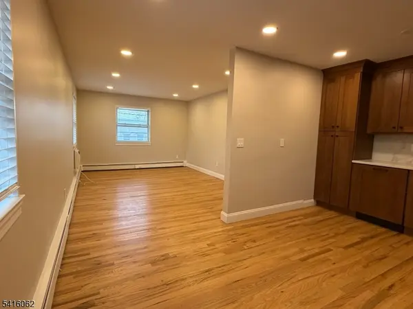 93 Centre St, Nutley Twp., NJ 07110