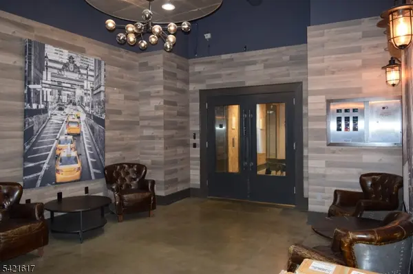 1 Carriage City Plz #920, Rahway City, NJ 07065