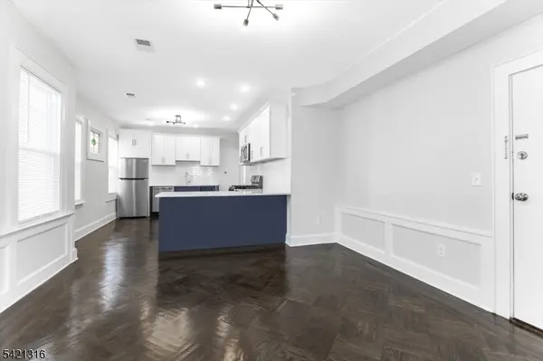 25 Waldo Ave, Bloomfield Twp., NJ 07003