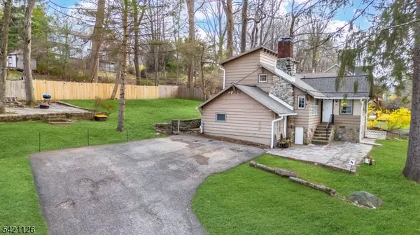 47 Hillside Rd, Sparta Twp., NJ 07871