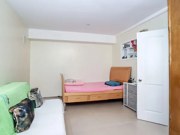 2536 East 1st ST #102, Brooklyn, NY 11223