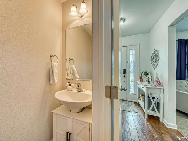 736 Grand Oak DR, Bedford Twp, MI 48182