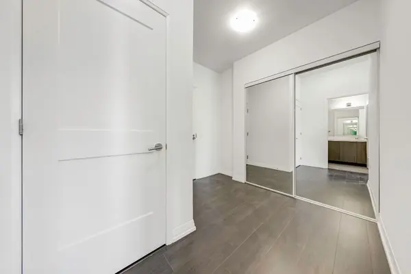 25 Holly ST #LPH03, Toronto C10, ON M4S 0E4