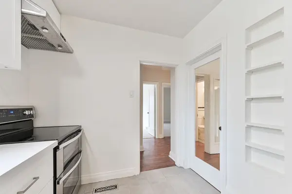 2 Wingate PL, Toronto C04, ON M5N 2R1