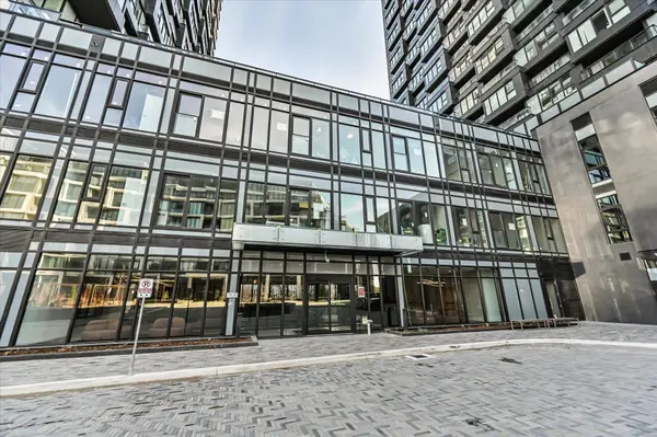 1 Quarrington LN #2903, Toronto C13, ON M3C 0S4