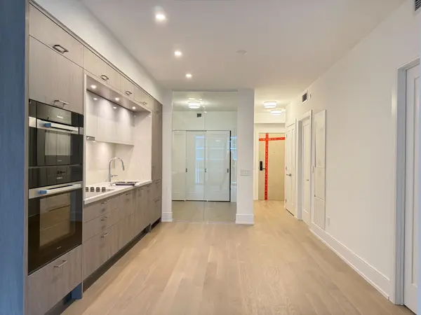 155 Merchants' Wharf N/A #420, Toronto C08, ON M5A 0Y4