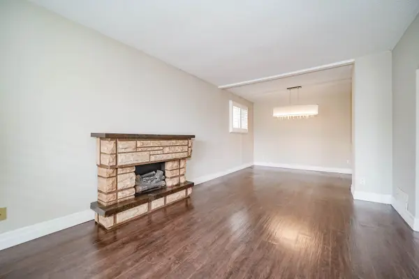 23 Downham DR, Clarington, ON L1C 4G9