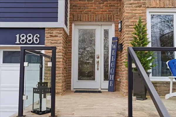 1886 Malden CRES, Pickering, ON L1V 3G4