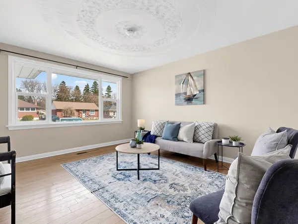 254 Wilson RD S, Oshawa, ON L1H 6C3