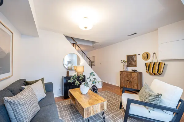 195 Rhodes AVE, Toronto E01, ON M4L 3A2