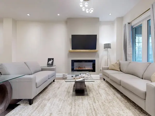 75 Laing ST, Toronto E01, ON M4L 2N4