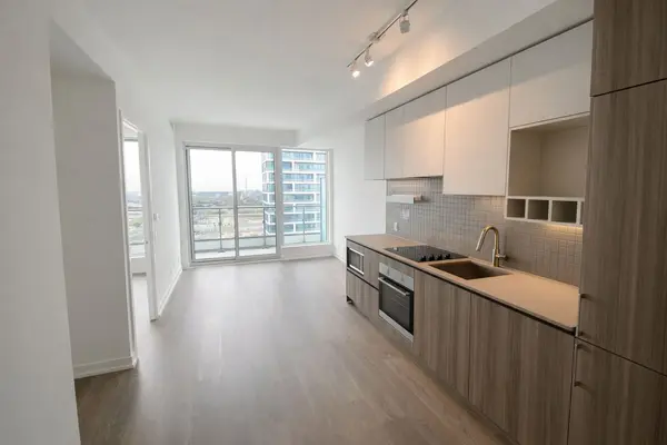 898 Portage Pkwy #4106, Vaughan, ON L4K 0J6