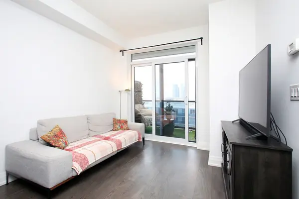 3700 Highway 7 RD #901, Vaughan, ON L4L 0G4