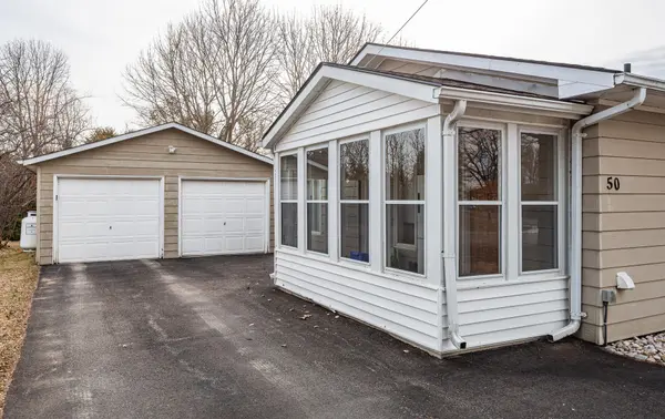 50 Juno CRES, Georgina, ON L0E 1R0