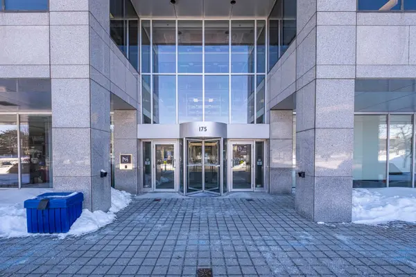 175 Commerce Valley DR #400, Markham, ON L4W 4Y8