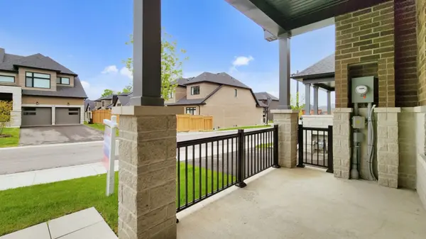 3 Lois Torrance TRL, Uxbridge, ON L9P 0R9