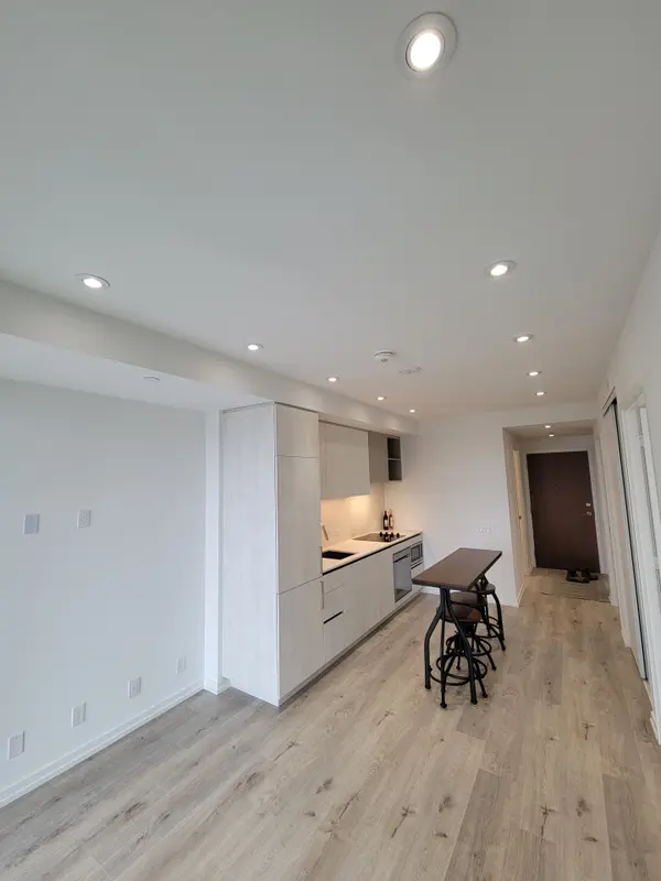 1000 Portage Pkwy #1007, Vaughan, ON L4K 0L1