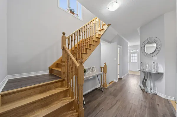 37 Greenwood DR, Essa, ON L3W 0N5