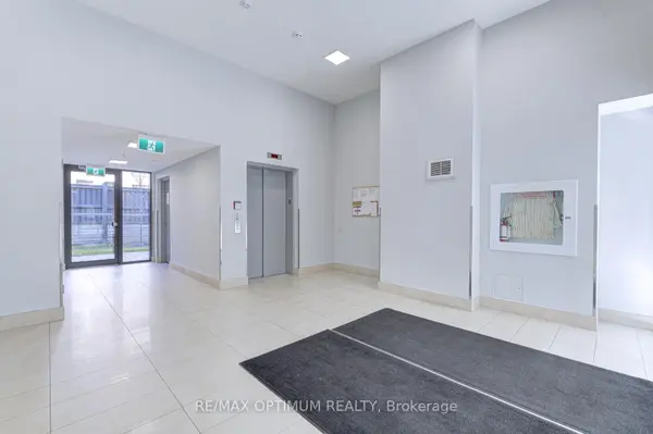 75 Attmar DR #339, Brampton, ON L6P 0Y6