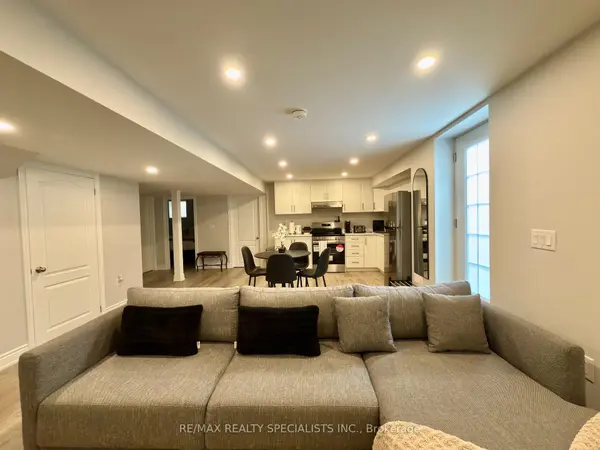 3137 Gladish GRV #BSMT, Mississauga, ON L5M 0C3