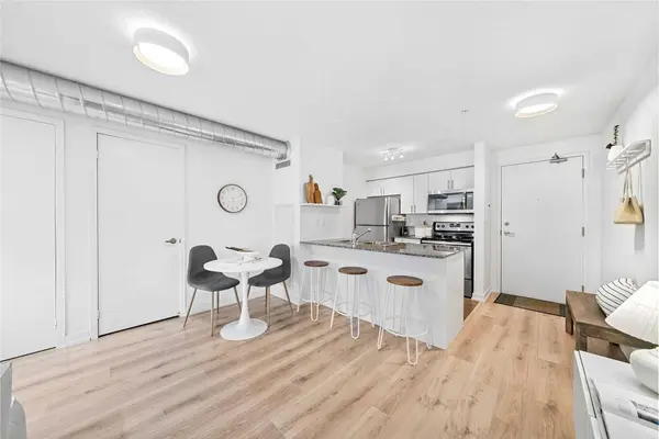 1410 Dupont ST #320, Toronto W02, ON M6H 0B6