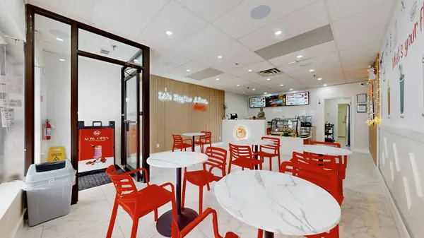 83 Kennedy RD S #22, Brampton, ON L6W 3E1