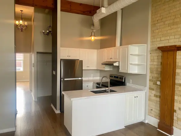 18 Water ST N #1, Cambridge, ON N1R 3B1