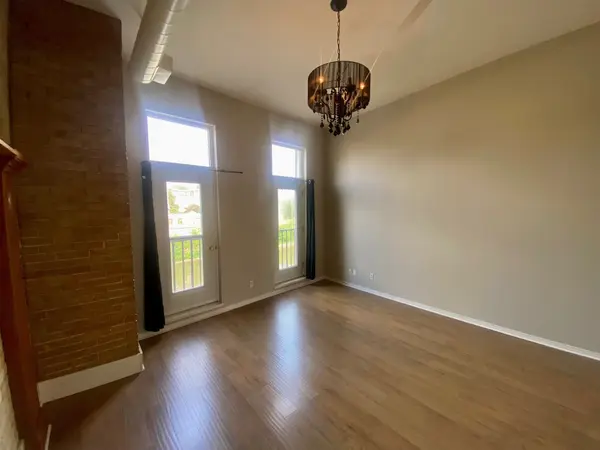 18 Water ST N #1, Cambridge, ON N1R 3B1