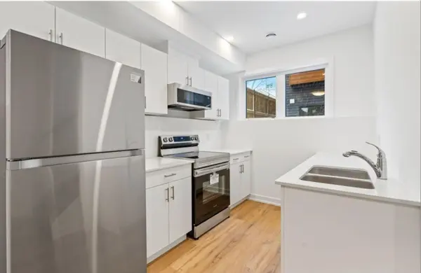 781 CLARE AVE #111, Welland, ON L3C 0K1